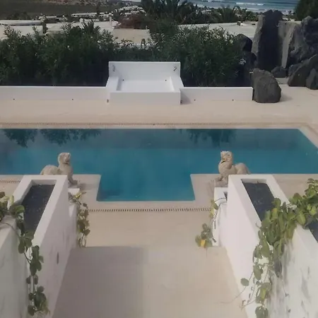 Sleeps 4 Pool Wifi T691448 Dom wakacyjny *