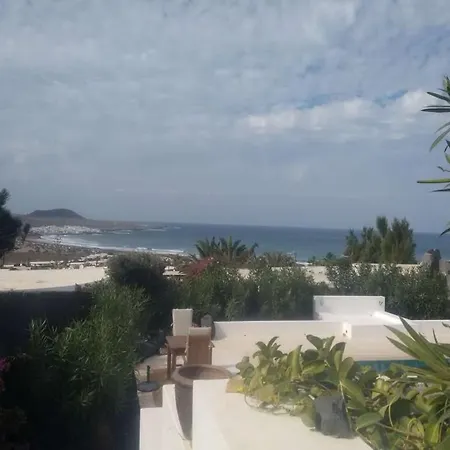 別荘 Sleeps 4 Pool Wifi T691448 *