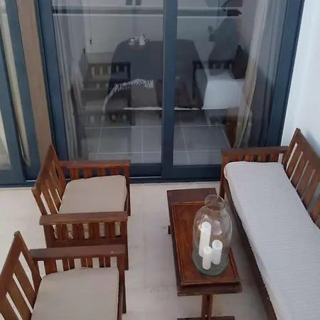 Sleeps 4 Pool Wifi T691448 別荘 *