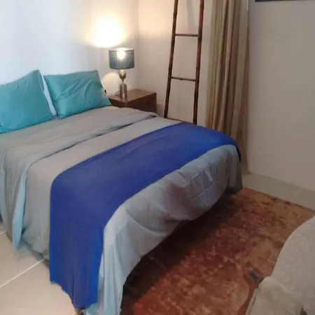 Sleeps 4 Pool Wifi T691448 別荘